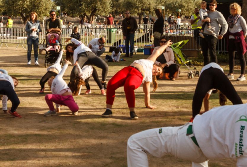 Φωτογραφία από μάθημα capoeira στο Πάρκο Σταύρος Νιάρχος